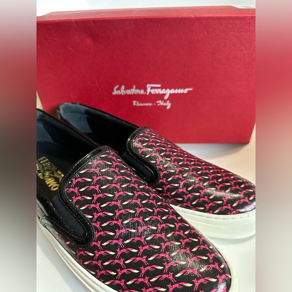 Salvatore Ferragamo loafers. NEW - Picture 7 of 7